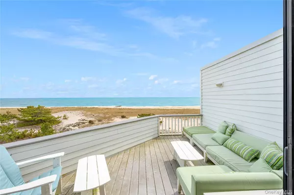 Westhampton Beach, NY 11978,265 Dune RD #68