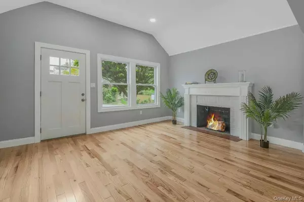 Huntington, NY 11743,9 Moscato ST