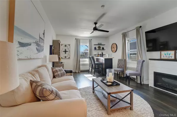 Belle Harbor, NY 11694,138-11 Beach Channel Drive #c6
