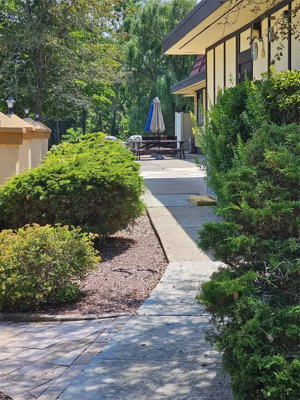 Fishkill, NY 12524,1 LOUDON DR #9