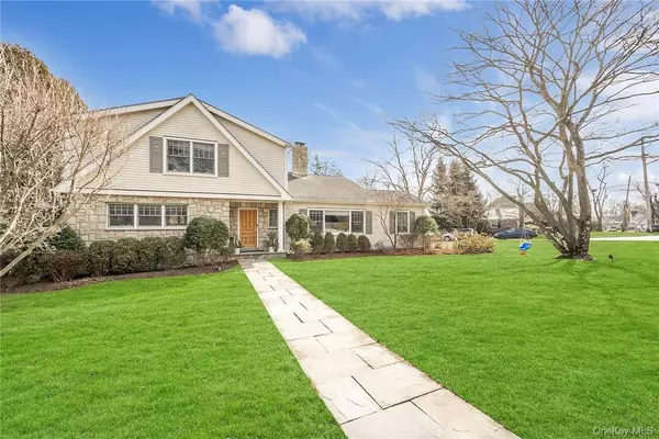 Harrison, NY 10528,53 Highfield RD