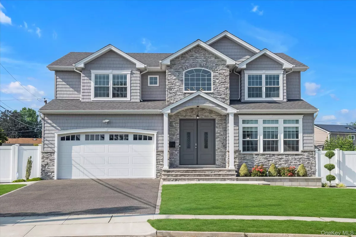 Plainview, NY 11803,6 Vera AVE