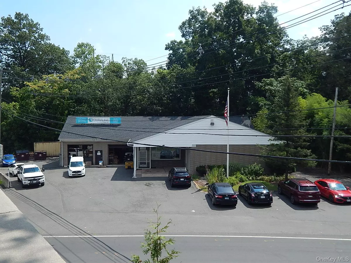 West Nyack, NY 10994,39 Western HWY