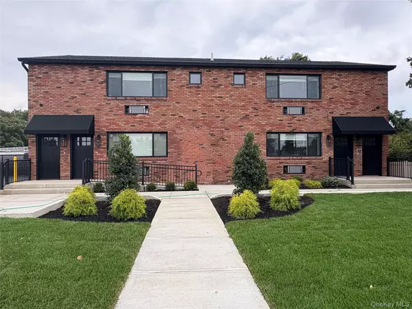 455 Sunrise HWY ##1B, West Babylon, NY 11704