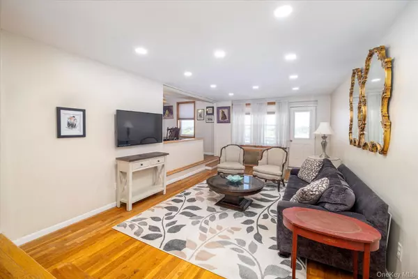 Long Beach, NY 11561,522 Shore RD #4O