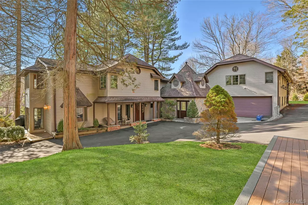 Armonk, NY 10504,16 Faraway RD #A