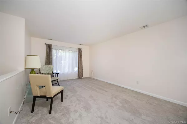 Poughkeepsie, NY 12603,3101 Fox Lane