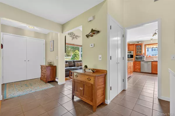 Hopewell Junction, NY 12533,11 Taconic DR