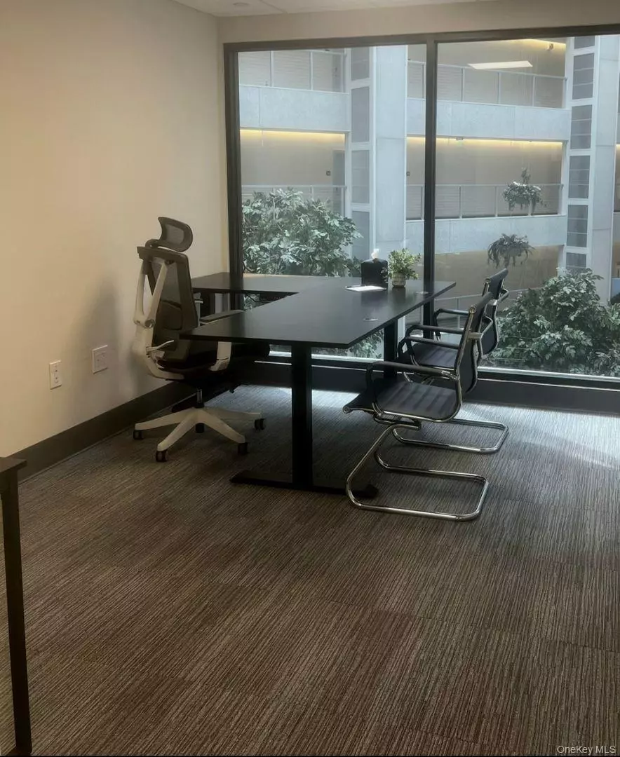 New Rochelle, NY 10801,20 Burling LN #Office 4