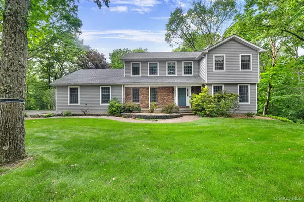 95 Harden DR, Lagrangeville, NY 12540