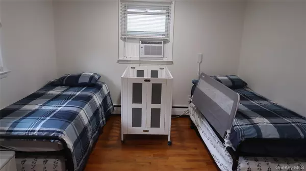 Monticello, NY 12701,21 Hammond ST