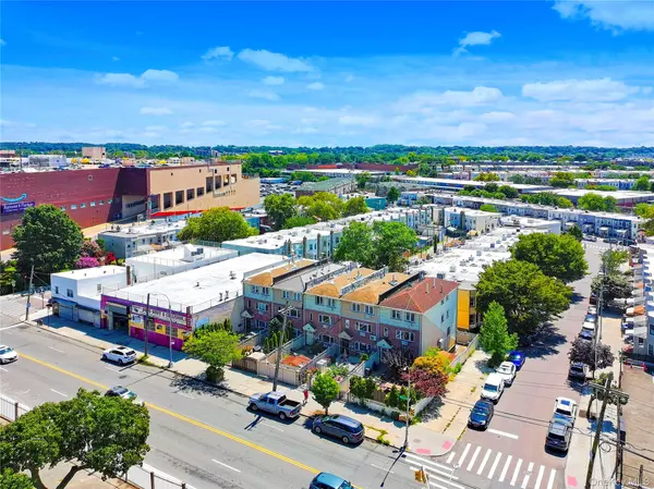 Middle Village, NY 11379,6536 Metropolitan AVE