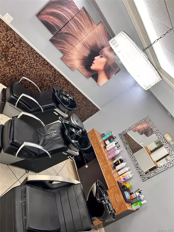 Tarrytown, NY 10591,29 Main ST