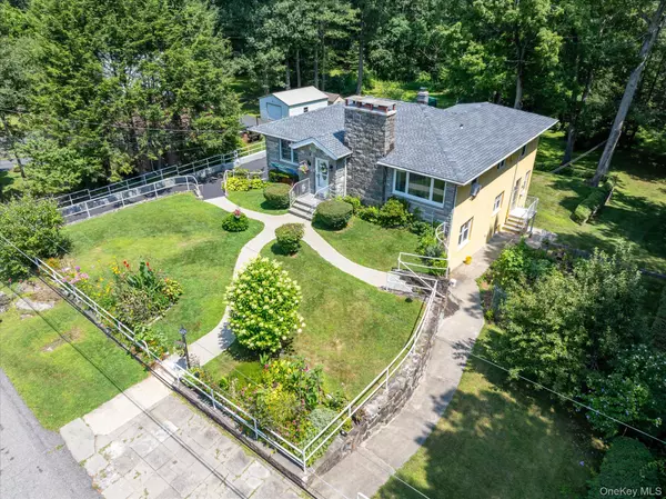 6 Arbutus ST, Putnam Valley, NY 10579