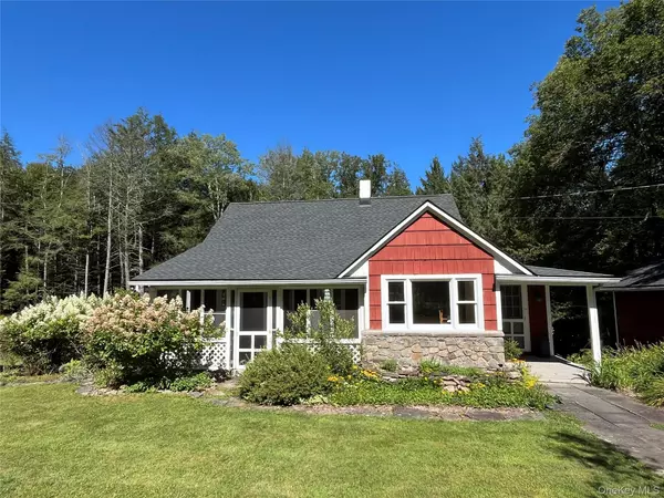 Livingston Manor, NY 12758,955 Beaverkill RD