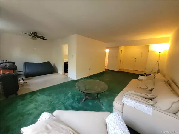 Corona, NY 11368,99-30 59th AVE #3K