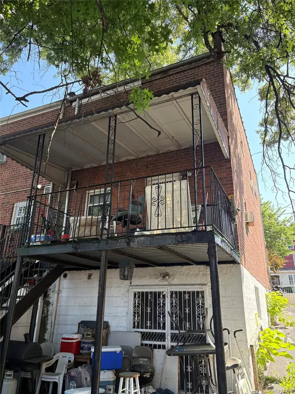 Bronx, NY 10466,931 E 232nd ST