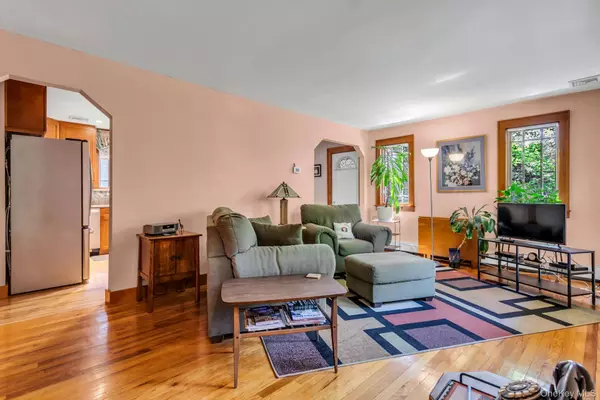 East Meadow, NY 11554,1782 Adlin CT