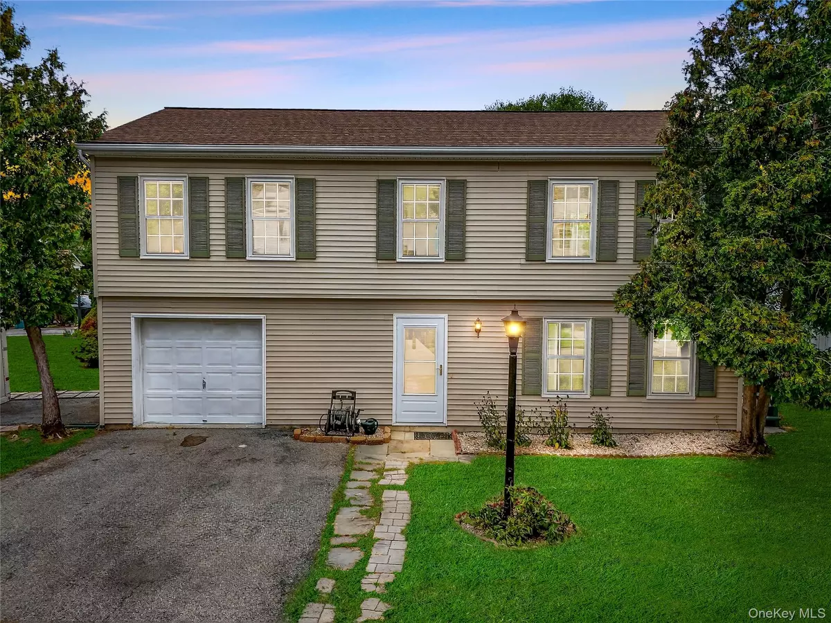 Poughkeepsie, NY 12603,11 Congress CT