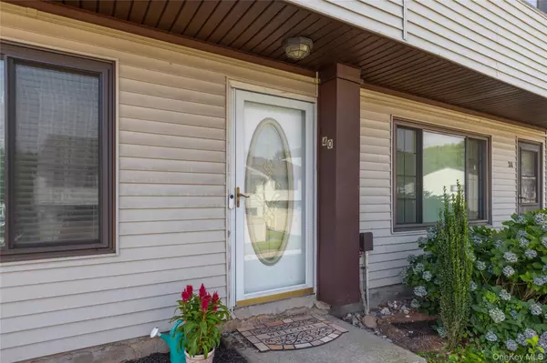 Staten Island, NY 10312,40 Raily Ct