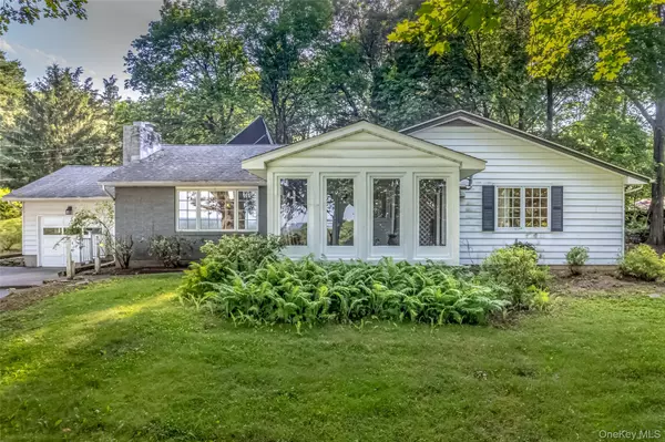 Ulster Park, NY 12487,6 Riverview