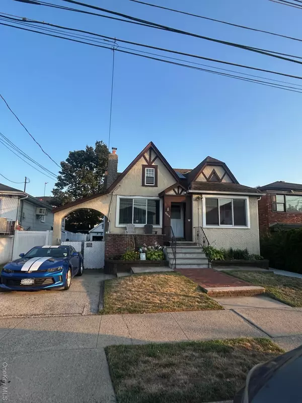 96-10 158th AVE, Howard Beach, NY 11414