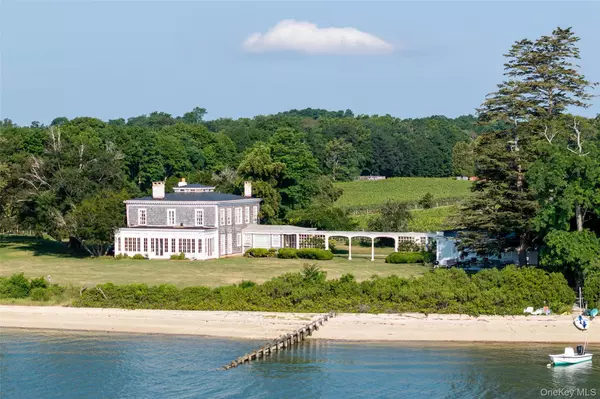 Southold, NY 11971,59600 Main RD