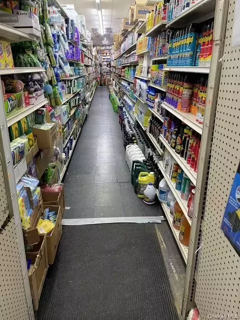 Bronx, NY 10472,1562 E 174 ST