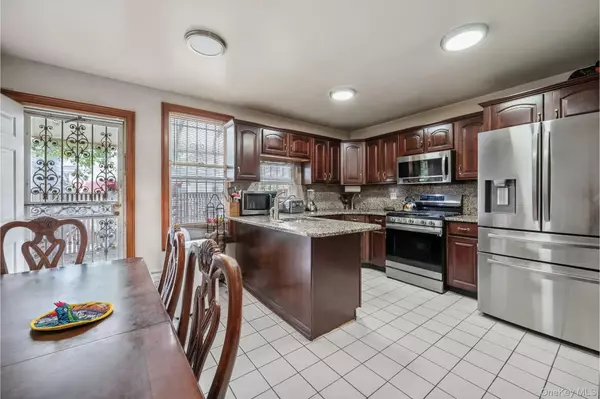 Brooklyn, NY 11230,309 Parkville AVE