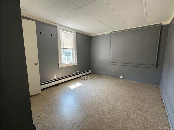 Hempstead, NY 11550,193 W Graham AVE