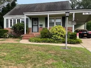 Lindenhurst, NY 11757,280 Sherbrooke RD