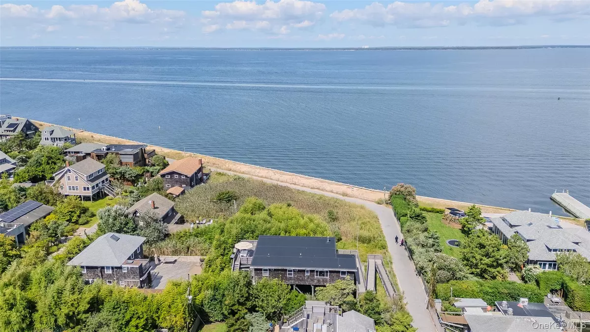 Seaview, NY 11770,15 Dune WAY