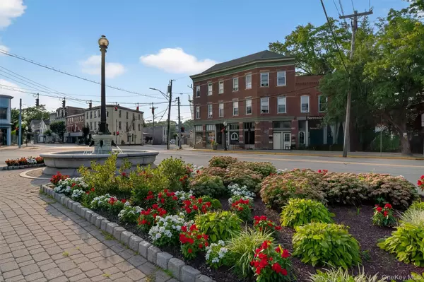 Goshen, NY 10924,13 Main ST