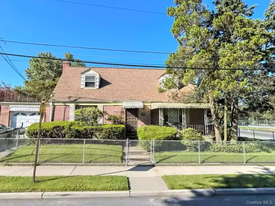 Rosedale, NY 11422,24006 136th AVE
