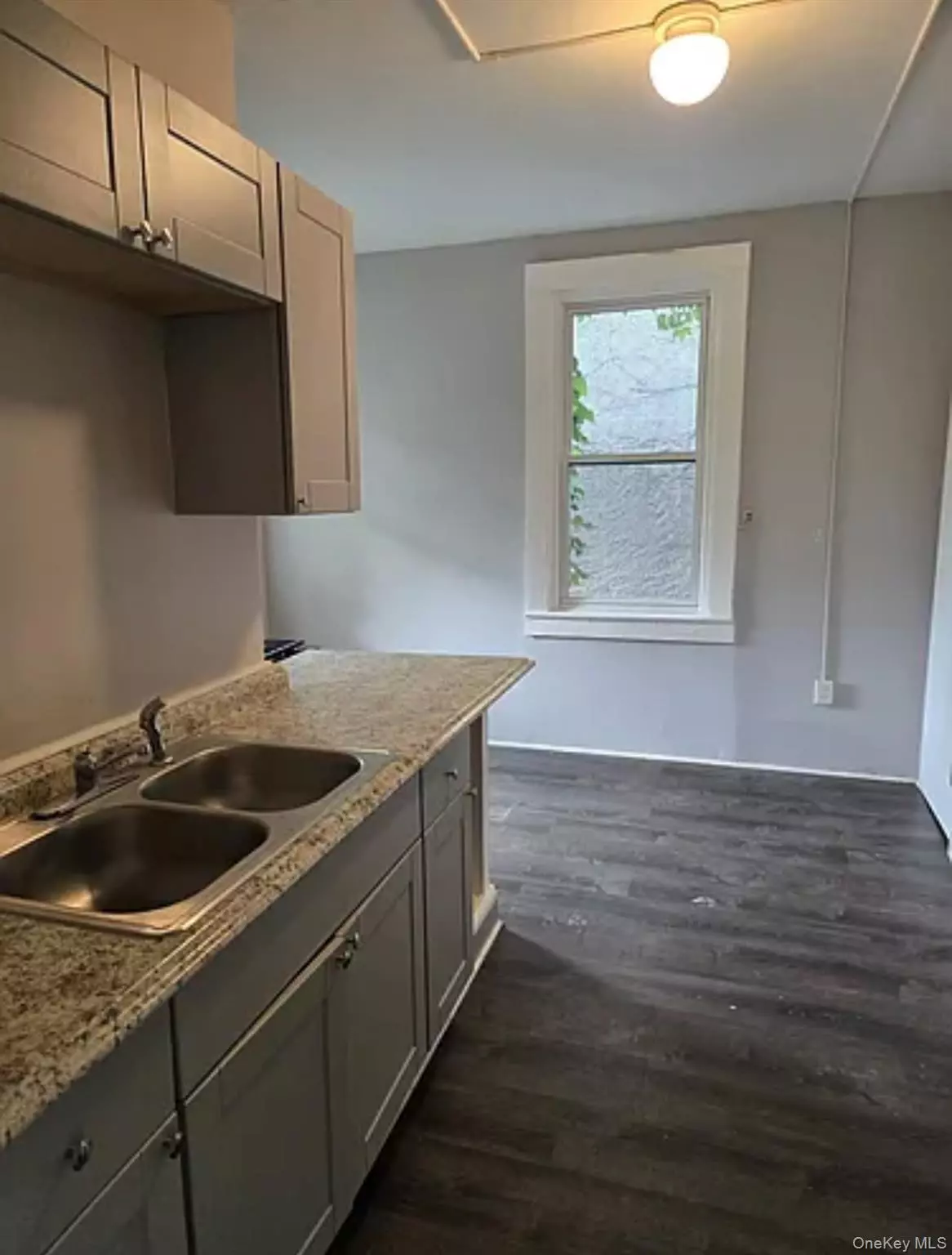 Poughkeepsie, NY 12601,146 Mansion #2