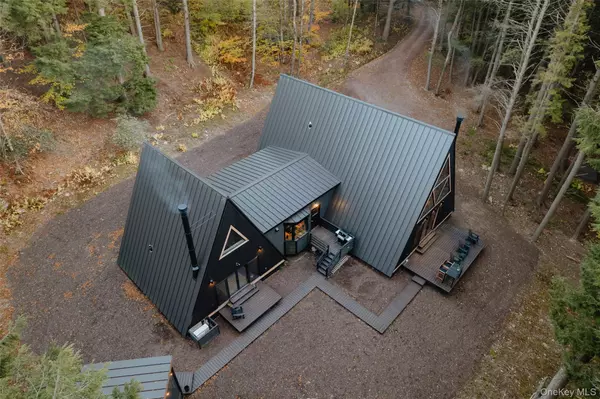 Swan Lake, NY 12720,521 Perry RD