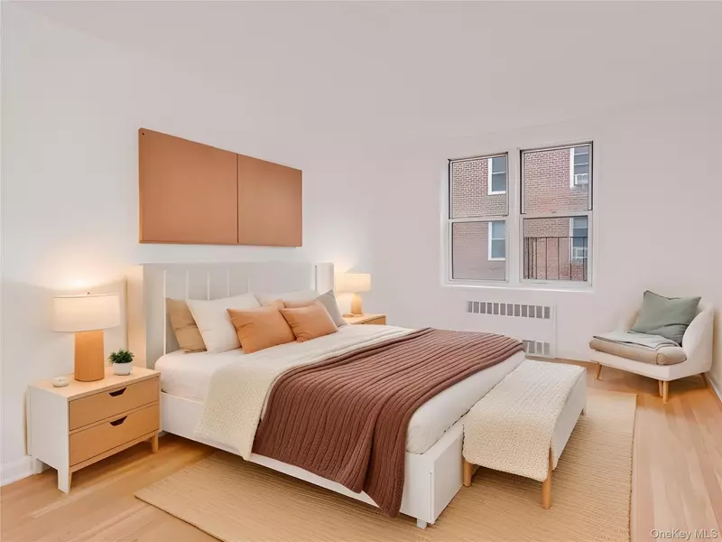 2104 Holland AVE #4H, Bronx, NY 10462