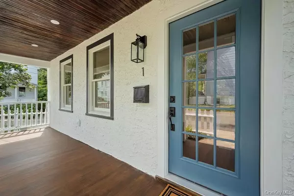 Sleepy Hollow, NY 10591,1 Pleasant ST