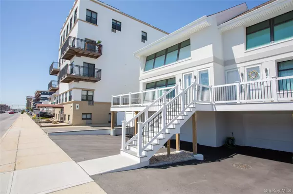 521 W Broadway #B, Long Beach, NY 11561