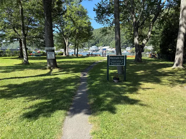 Greenwood Lake, NY 10925,27 Windermere AVE