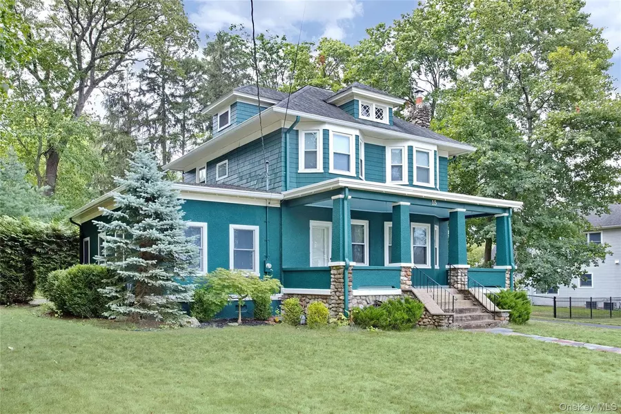 15 Pacific AVE, Nanuet, NY 10954