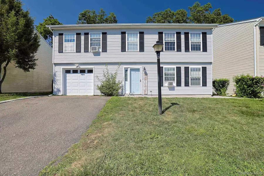 5 Wood ST, Poughkeepsie, NY 12603