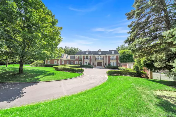 Locust Valley, NY 11560,1111 Stoddart CT