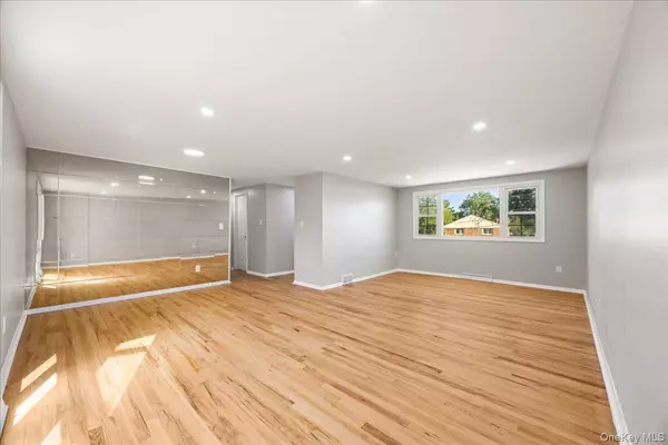 Newburgh, NY 12550,24 Stony Run RD