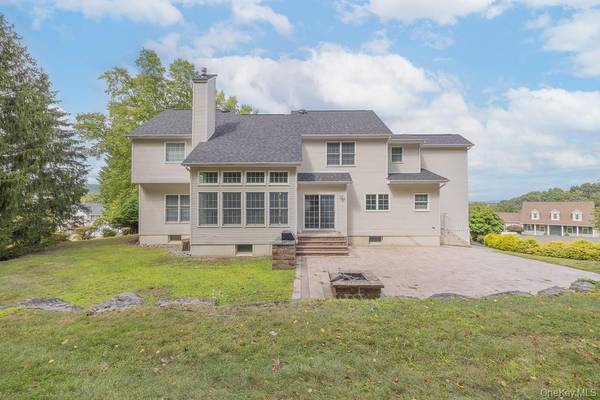 Stony Point, NY 10980,36 Dickens ST