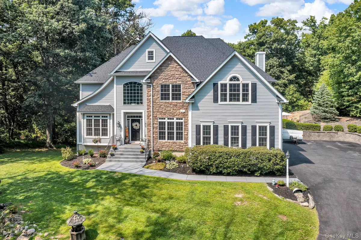 Hopewell Junction, NY 12533,97 Shagbark LN