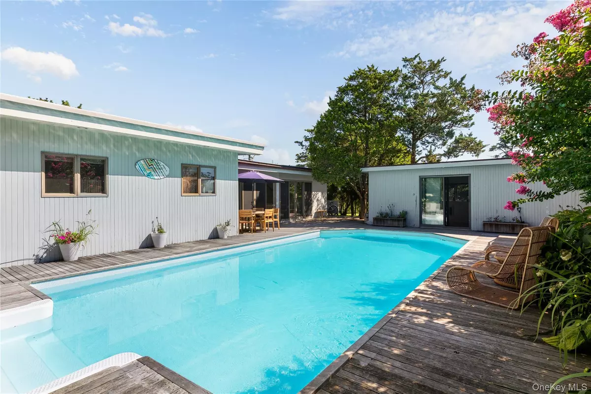 Seaview, NY 11770,31 laurel AVE