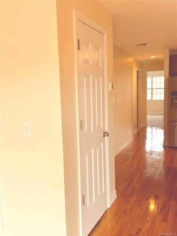 10220 Rockaway Beach BLVD #2B, Far Rockaway, NY 11694