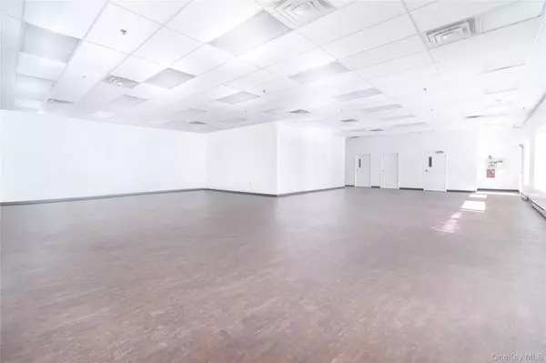 Haverstraw, NY 10927,212 Route 9W #212