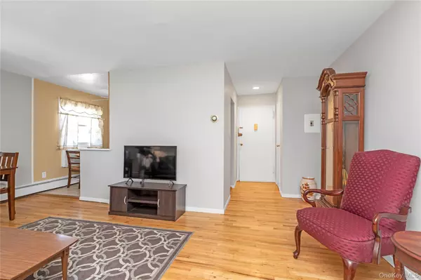 Farmingdale, NY 11735,474 Fulton ST #1